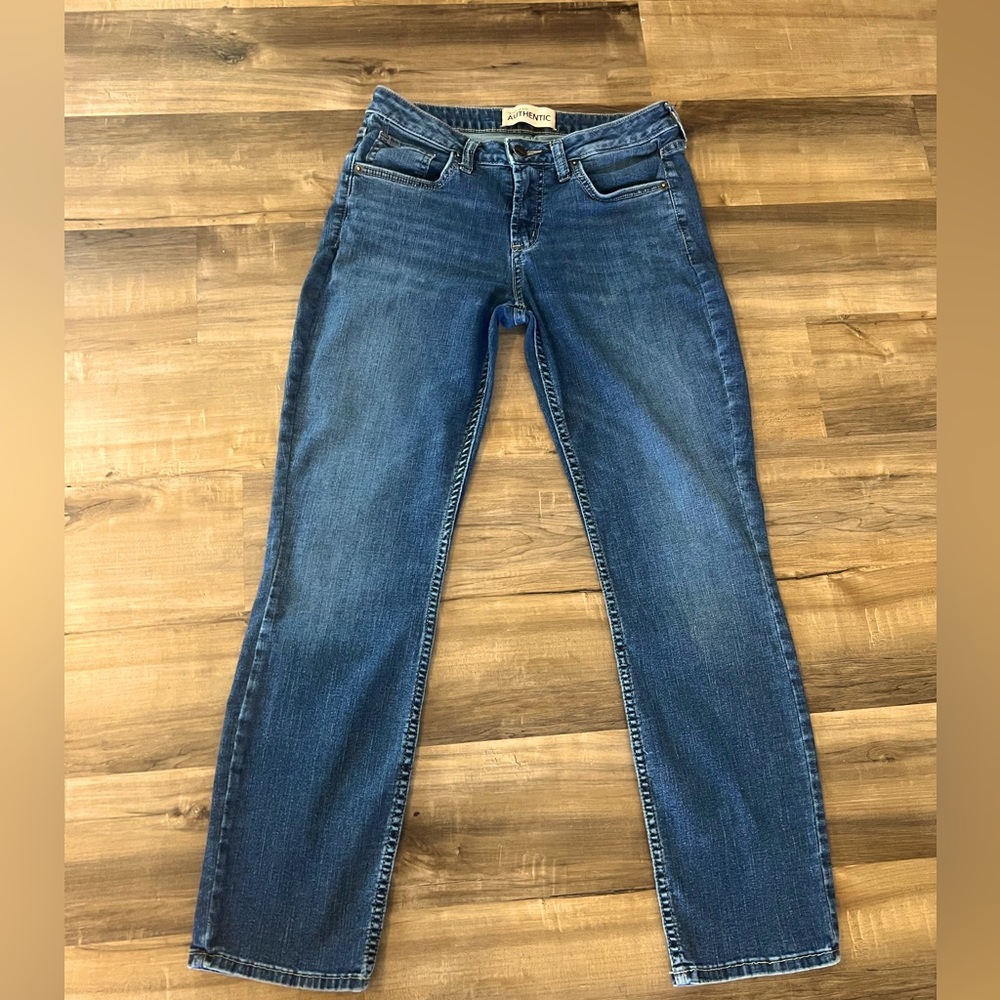 EUC Silver Jeans Curvy Mid Slim Straight Jeans 8